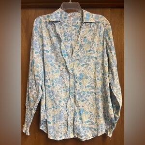 Floral Button-Up Shirt Free People womens size XS 100% Cotton floral blouse